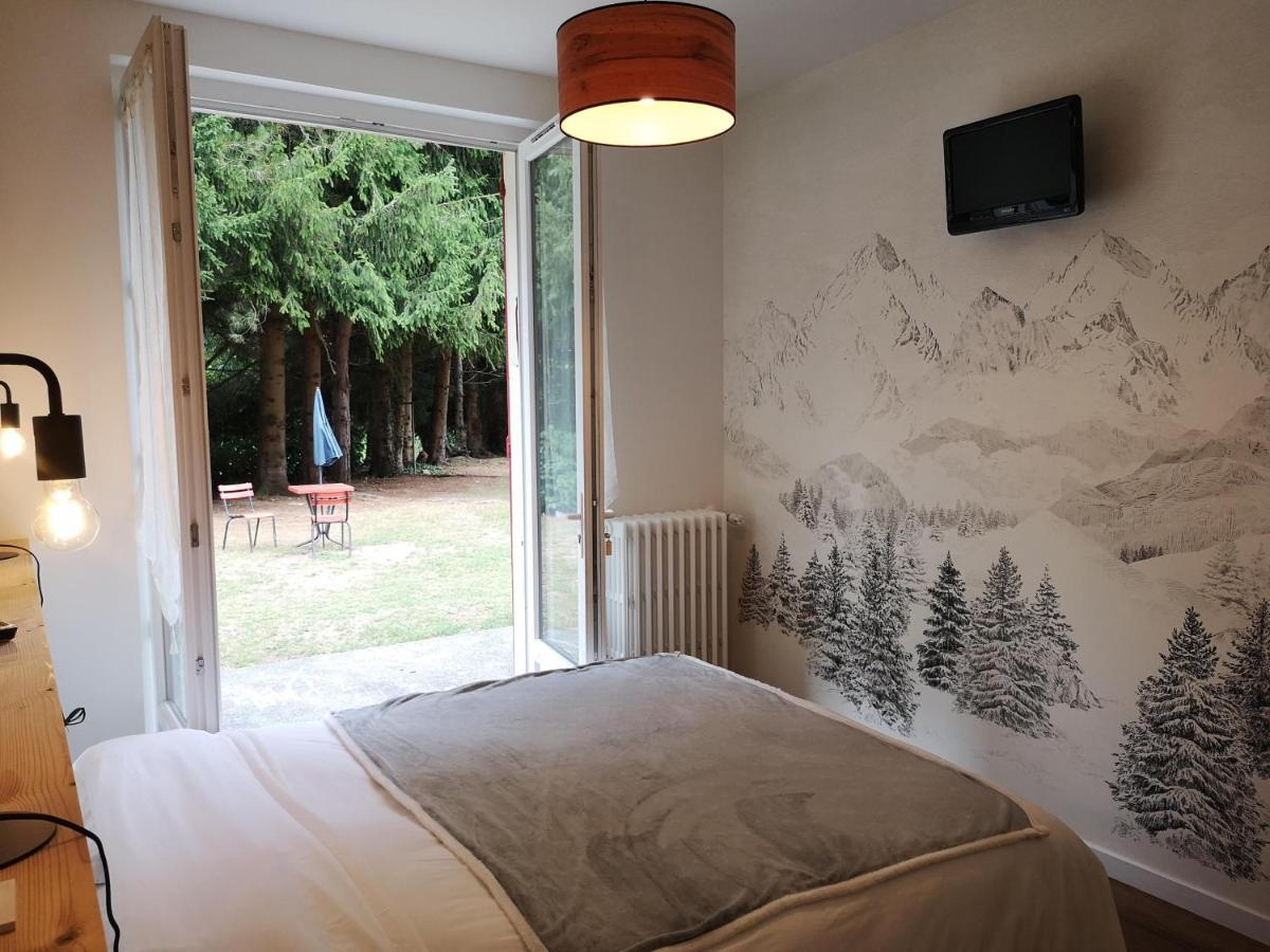 Le Relais D'Avajan Bed & Breakfast Exterior photo
